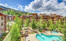 Eagle Springs East 402: Buffaloberry Suite